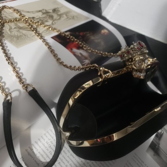 Alexander McQueen Skull Queen Jeweled Crown Box clutch Crossbody - Archive Rare - Picture 11 of 16